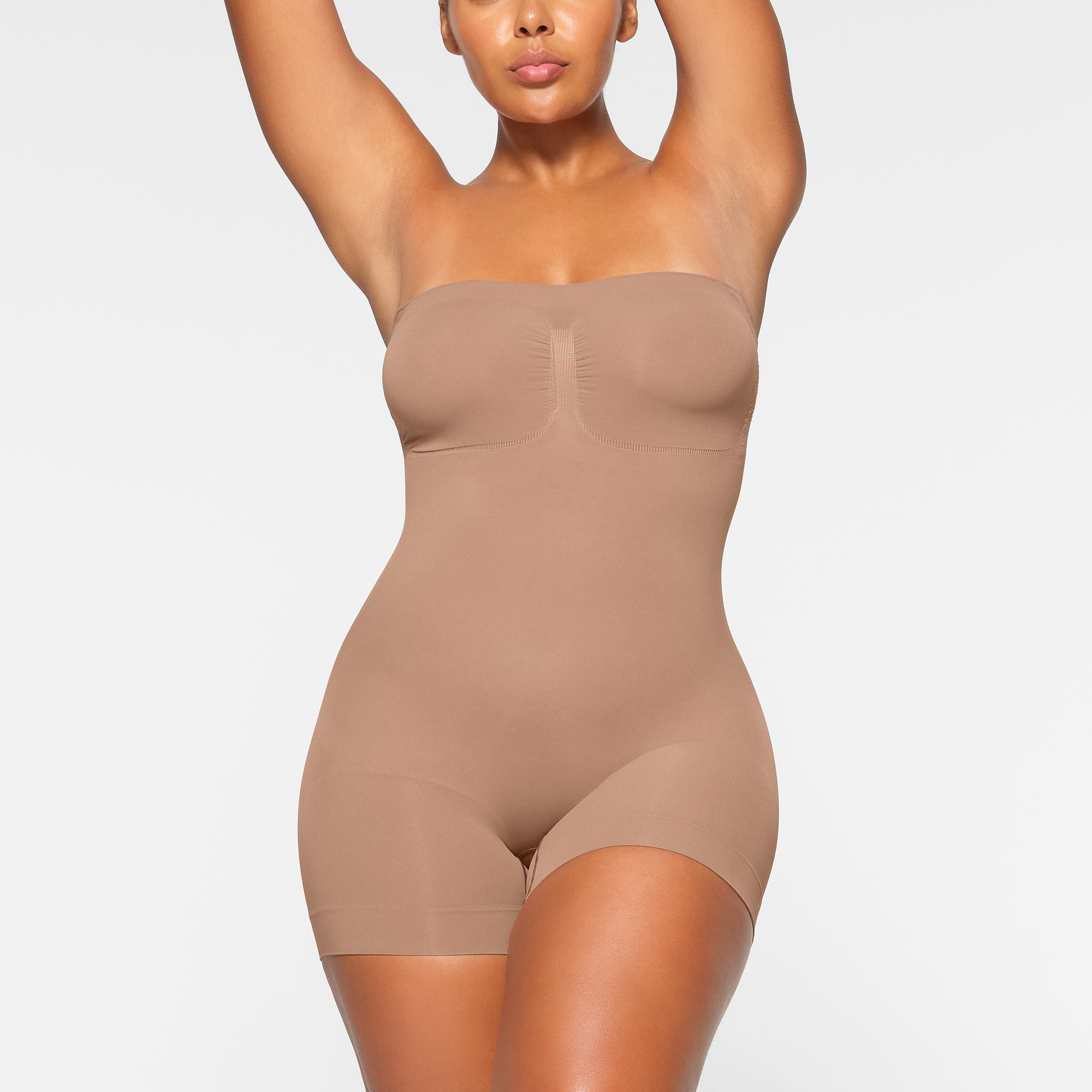 SHAPEWEAR