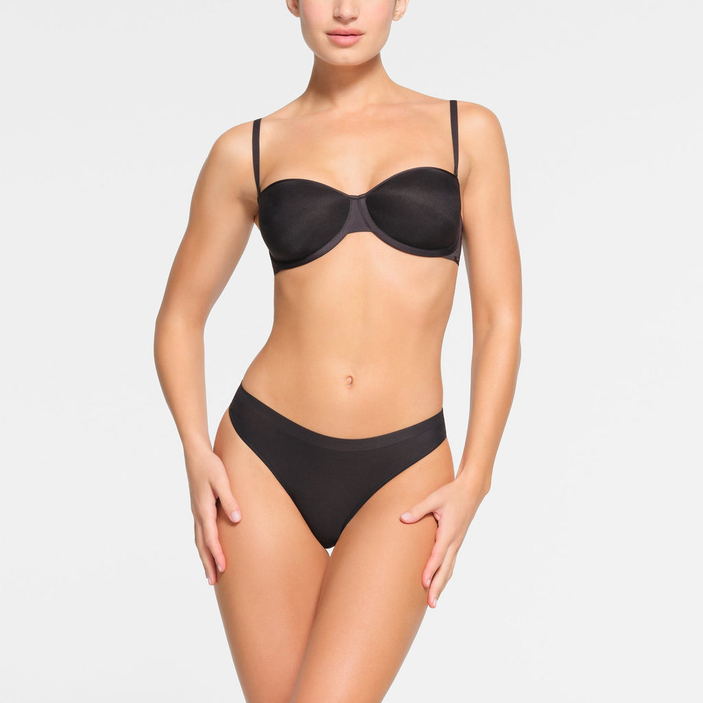 WEIGHTLESS STRAPLESS BRA | ONYX
