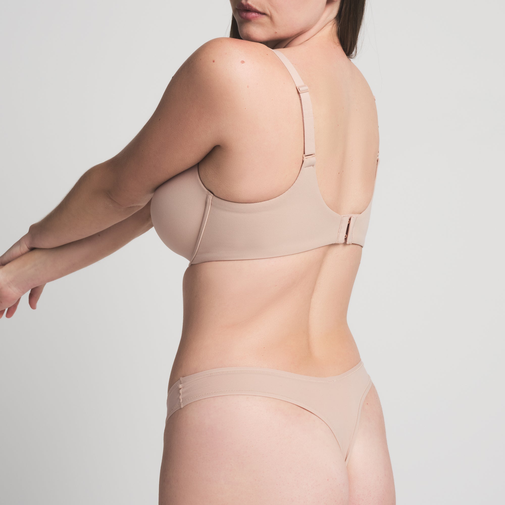 FITS EVERYBODY T-SHIRT BRA | MICA