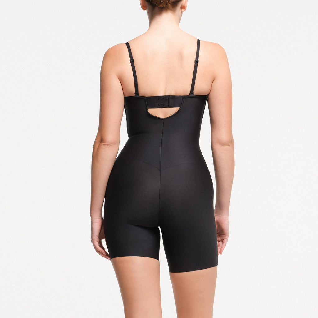 SKIMS BODY CORE SCULPT UNDERWIRE MID THIGH BODYSUIT | ONYX