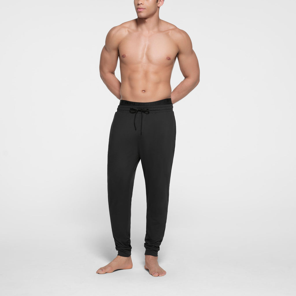 OUTDOOR JERSEY MENS TAPERED JOGGER | ONYX