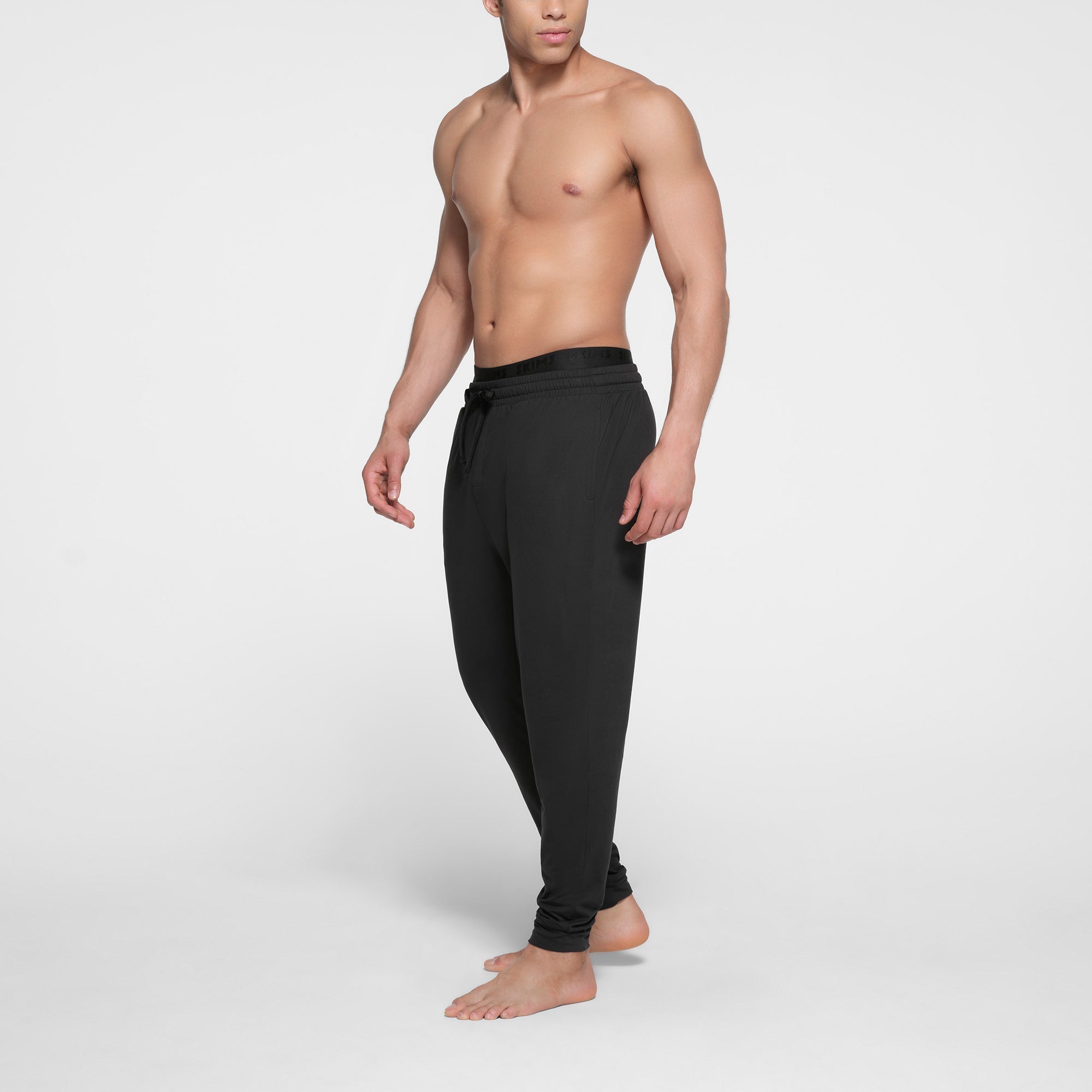 OUTDOOR JERSEY MENS TAPERED JOGGER | ONYX