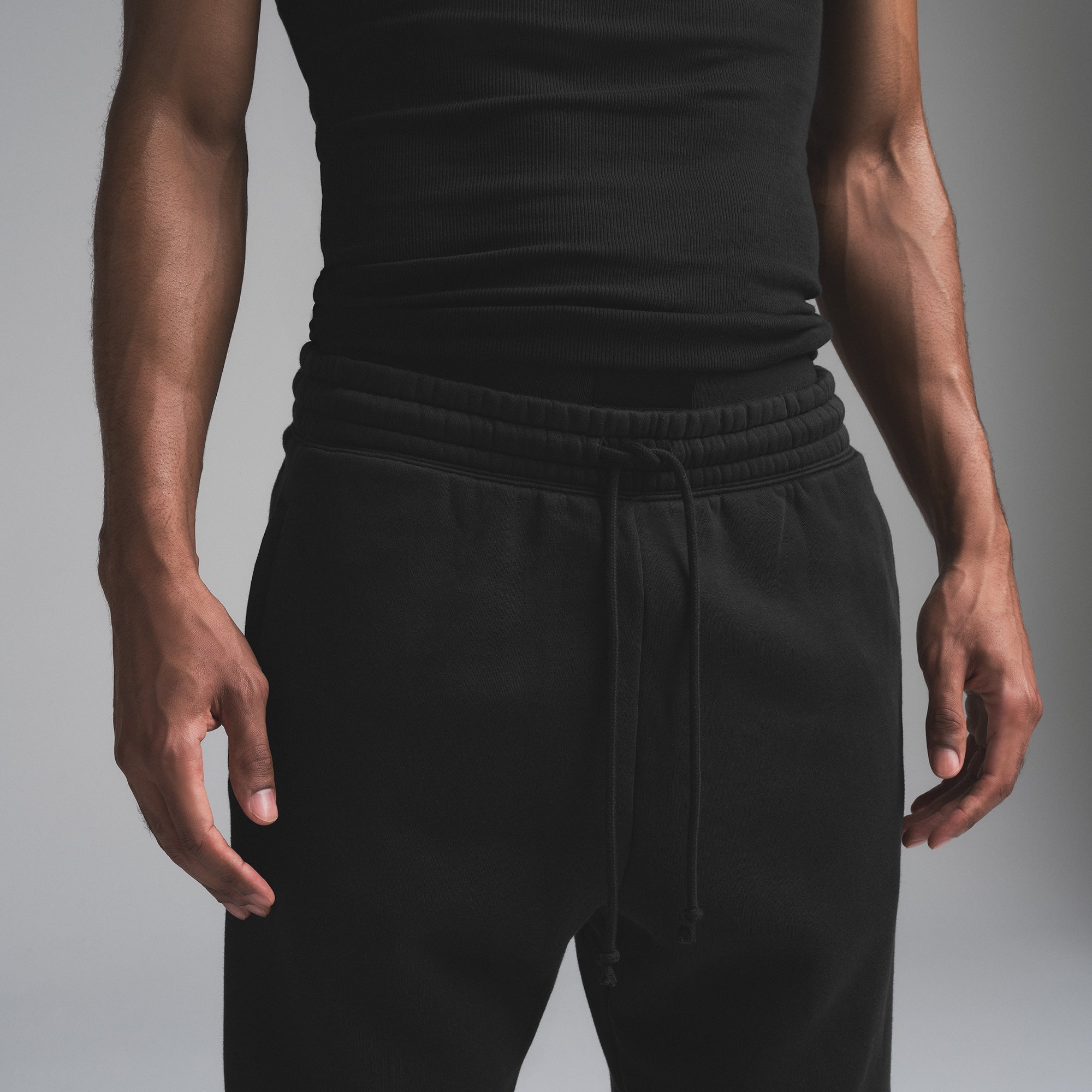 FLEECE LOUNGE MENS TAPERED JOGGER | WASHED ONYX