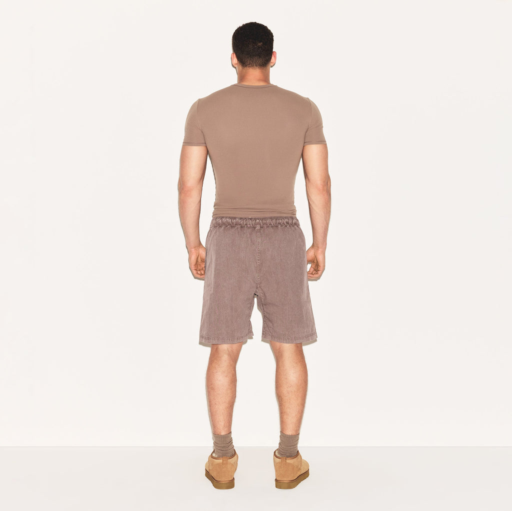 WOVEN MENS SHORT | UMBER