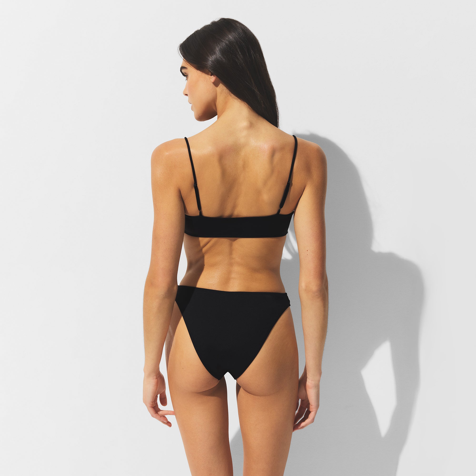 ICONIC SWIM SQUARE NECK BIKINI TOP | OBSIDIAN