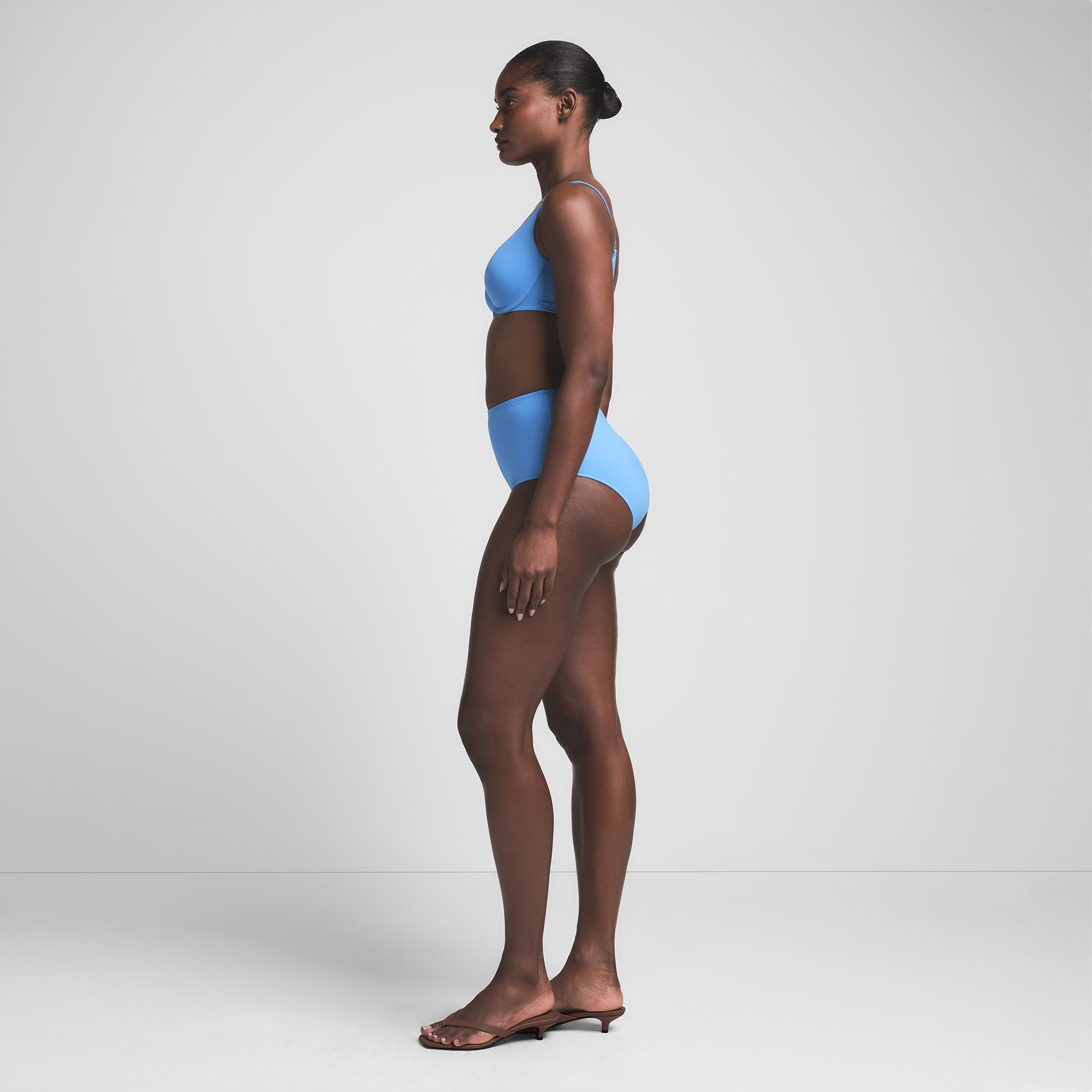 SIGNATURE SWIM FULL COVERAGE UNDERWIRE BIKINI TOP | TIDE