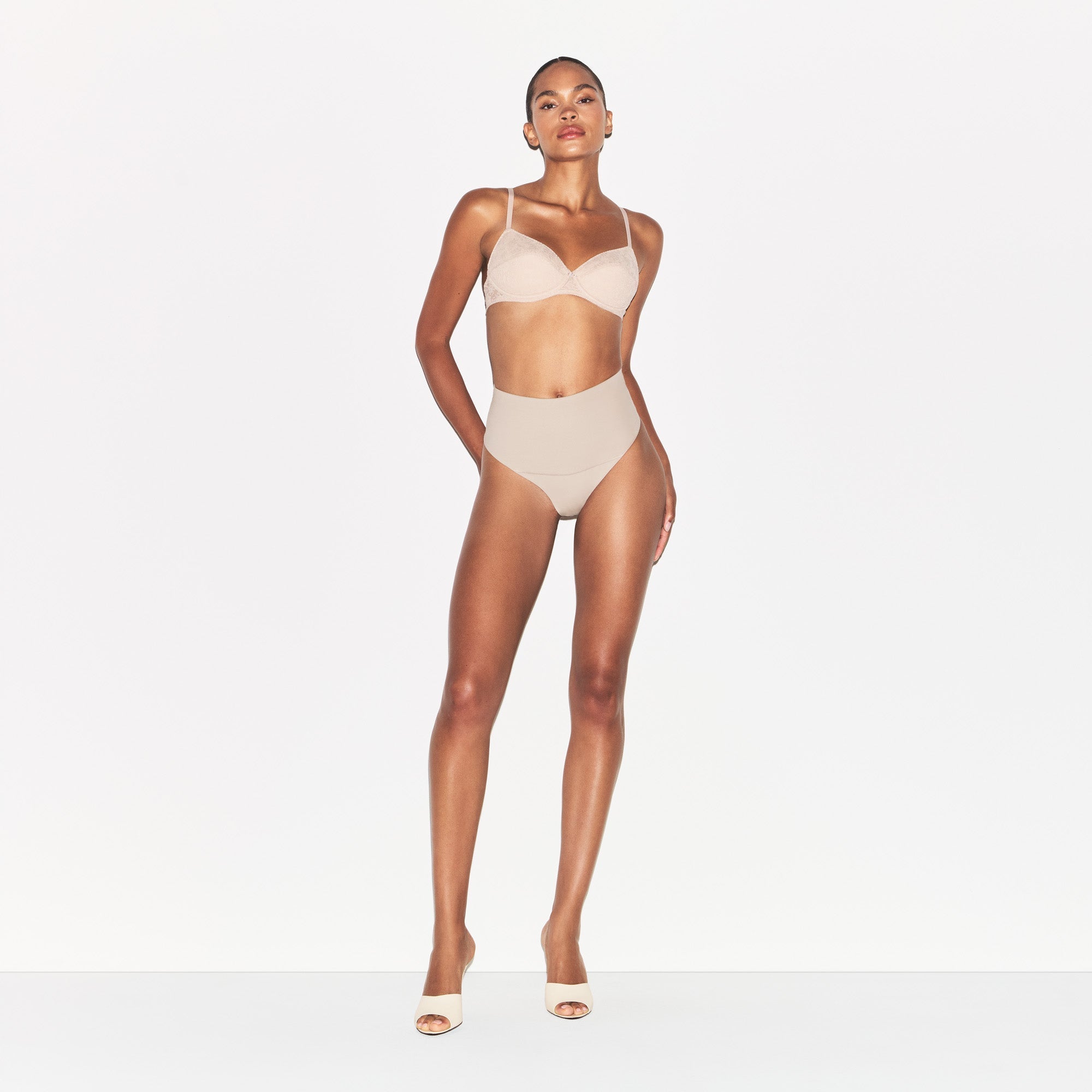 VINTAGE BRAS LACE BRA | MUSHROOM