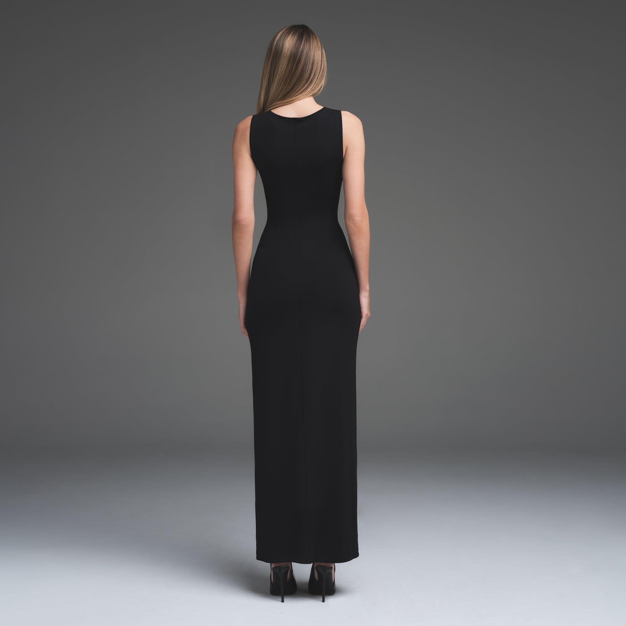 SMOOTH LAYERS LONG BOAT NECK DRESS | OBSIDIAN