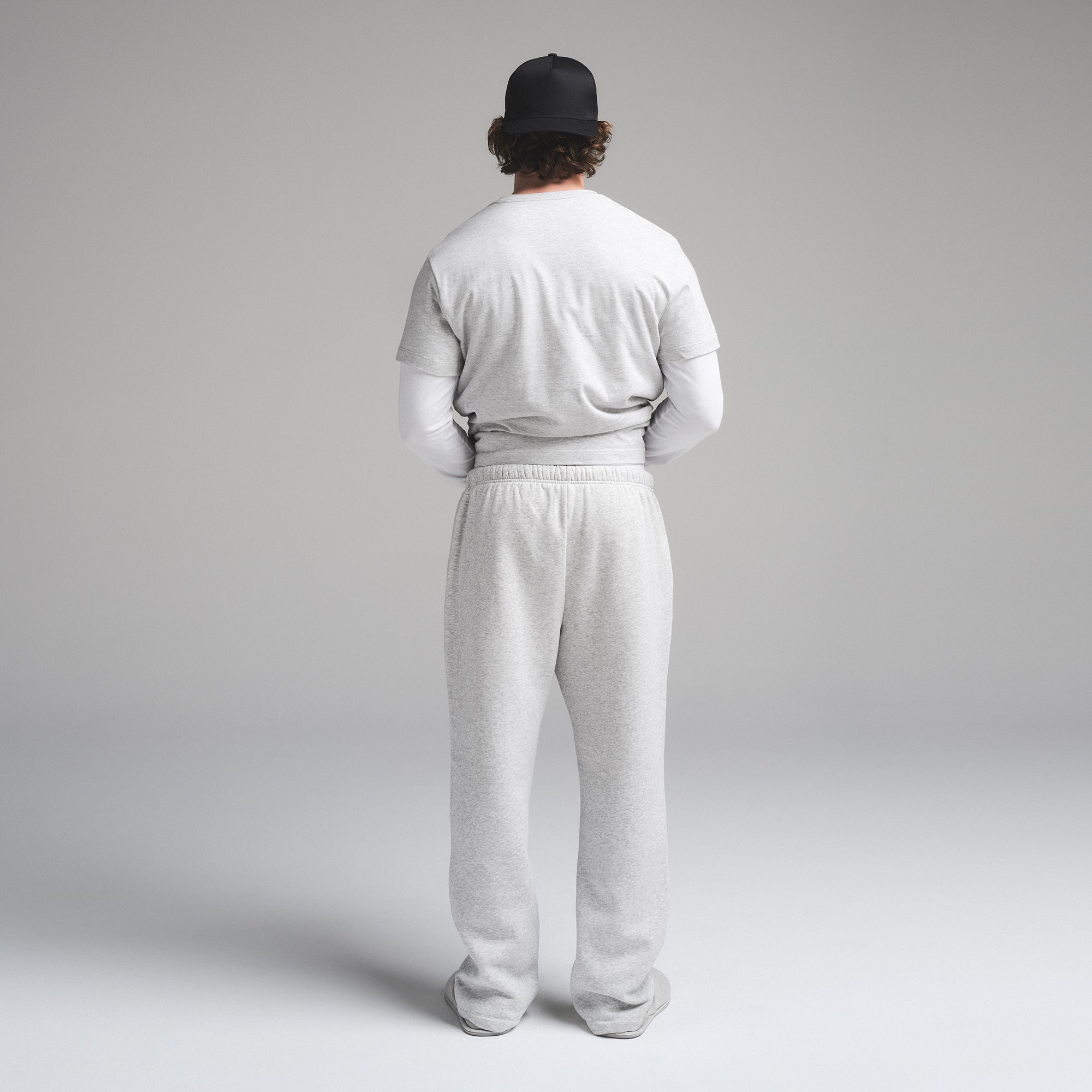 FLEECE LOUNGE MENS CLASSIC STRAIGHT LEG PANT | LIGHT HEATHER GREY