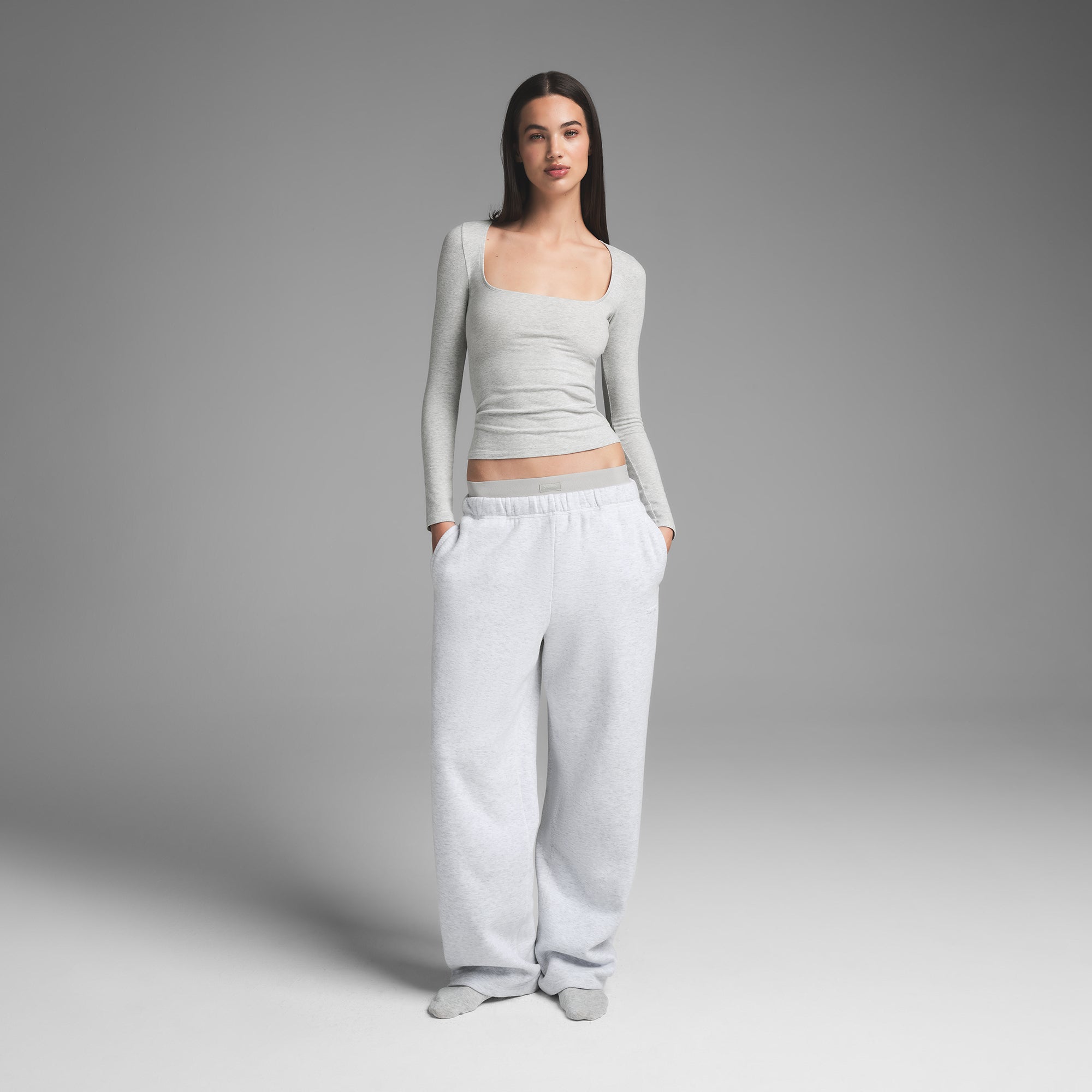 COTTON JERSEY SCOOP NECK LONG SLEEVE TOP | LIGHT HEATHER GREY