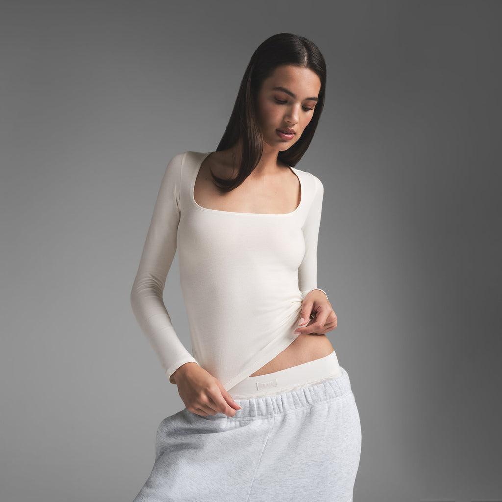 COTTON JERSEY SCOOP NECK LONG SLEEVE TOP | MARBLE