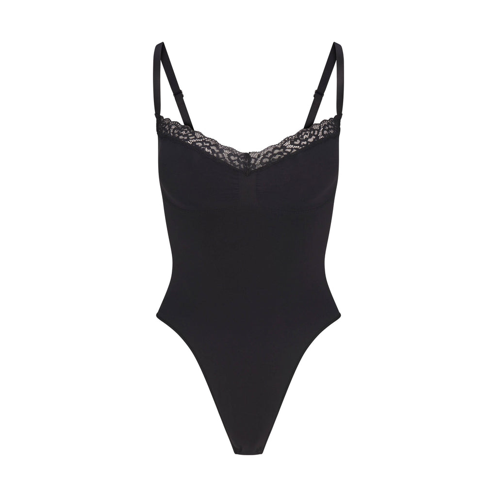 SEAMLESS SCULPT LACE THONG BODYSUIT | ONYX