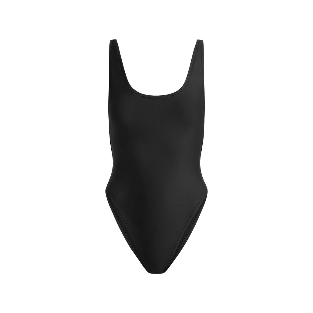SIGNATURE SWIM SCOOP NECK ONE PIECE | ONYX