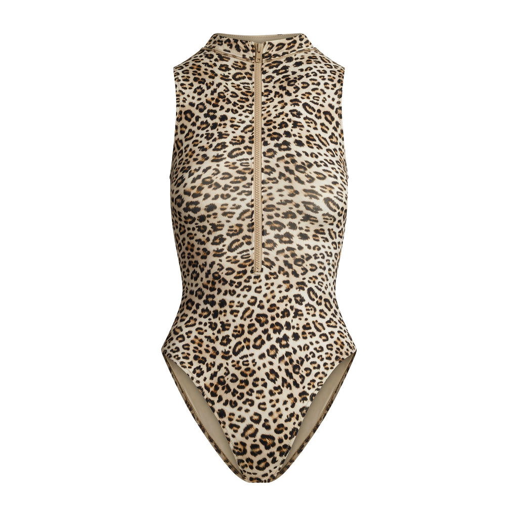 SIGNATURE SWIM ZIP FRONT ONE PIECE | CHAMPAGNE LEOPARD PRINT
