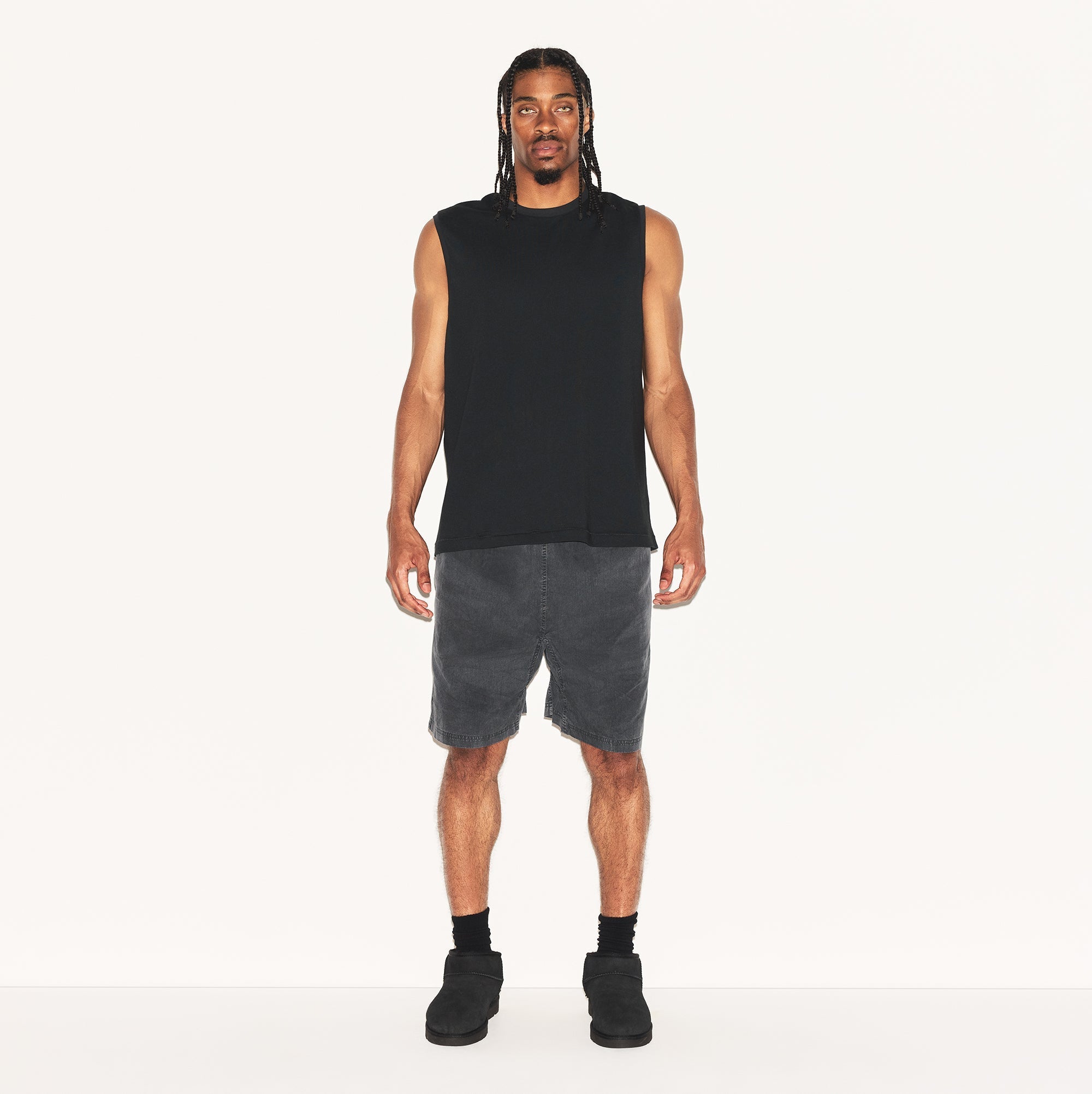 SKIMS COTTON MENS RELAXED SLEEVELESS SHIRT | ONYX