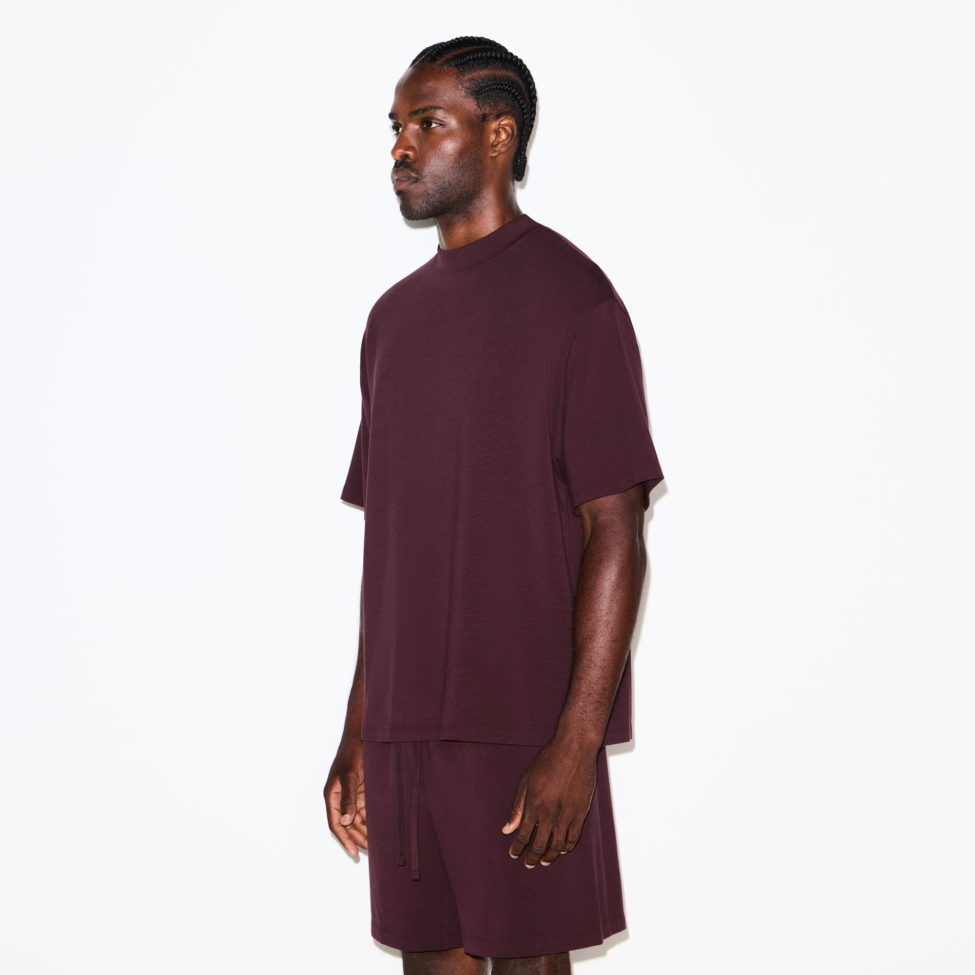 JERSEY LOUNGE MENS BOXY MOCK NECK | CURRANT