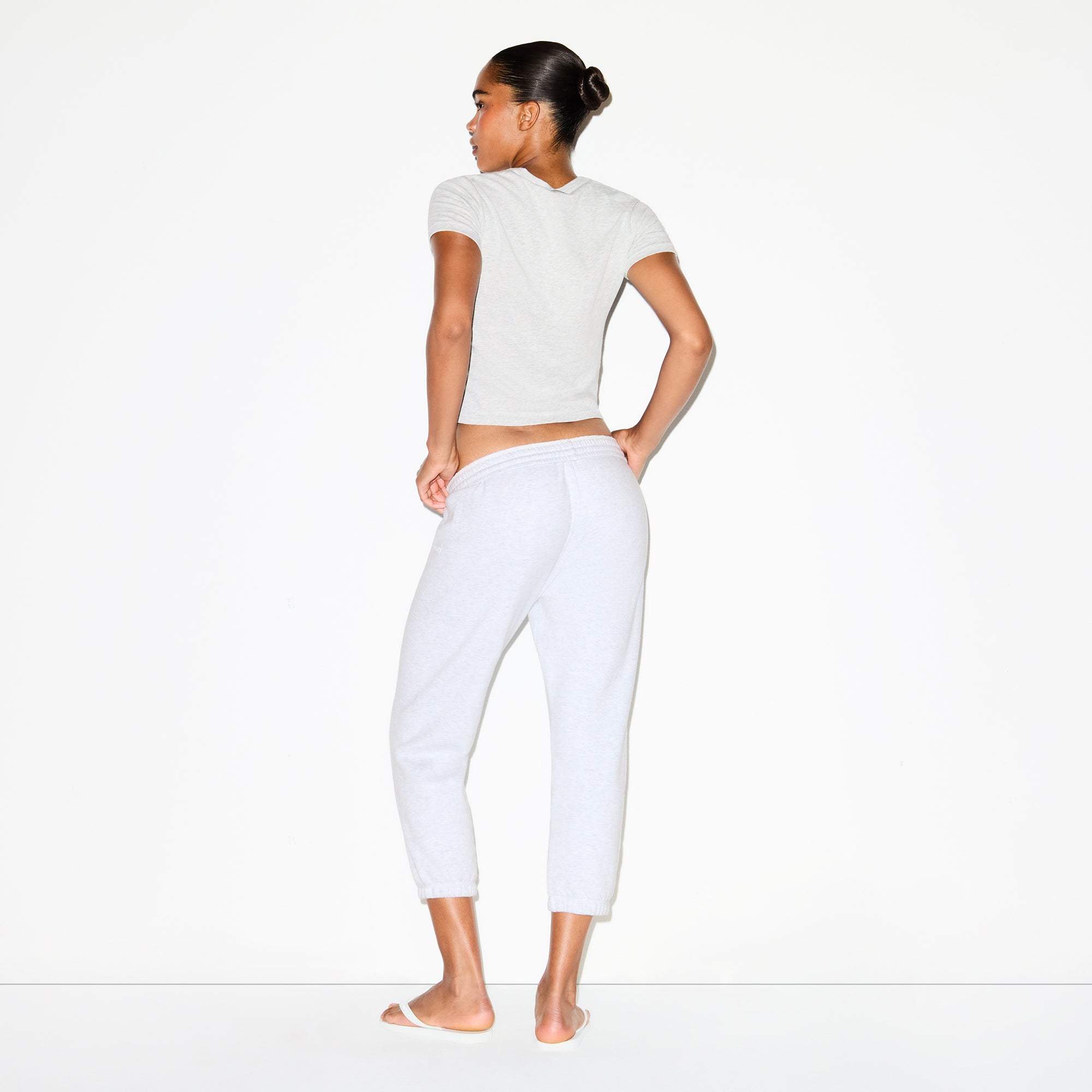 WORN IN JERSEY BABY V NECK TEE | LIGHT HEATHER GREY