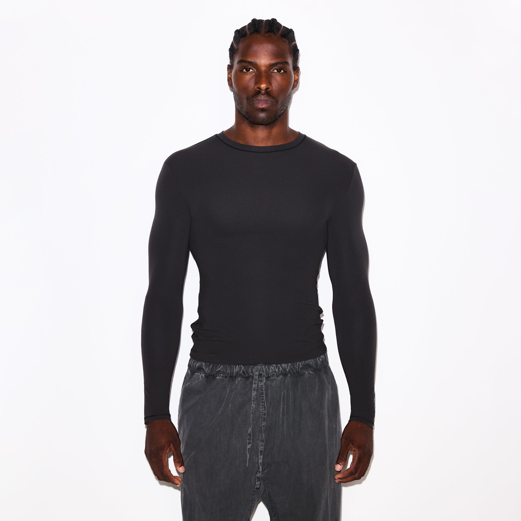 FITS EVERYBODY MENS SLIM LONG SLEEVE T-SHIRT | ONYX