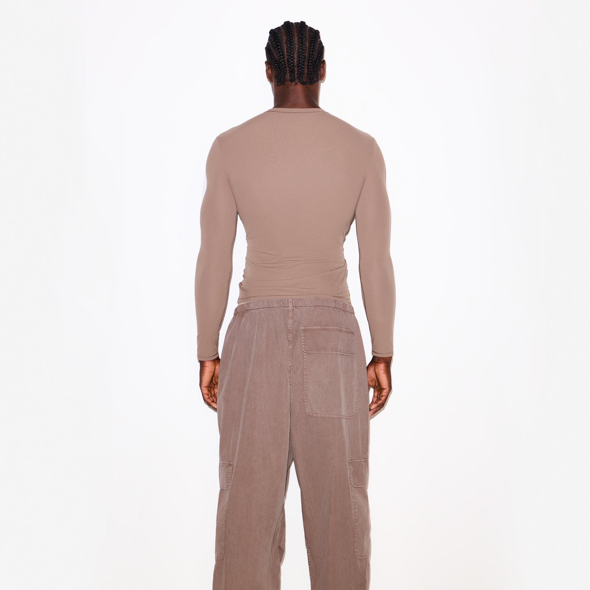 FITS EVERYBODY MENS SLIM LONG SLEEVE T-SHIRT | UMBER