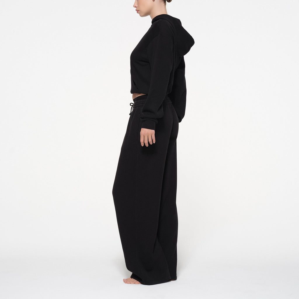 COTTON FLEECE OVERSIZED DOUBLE WAISTBAND PANT | ONYX