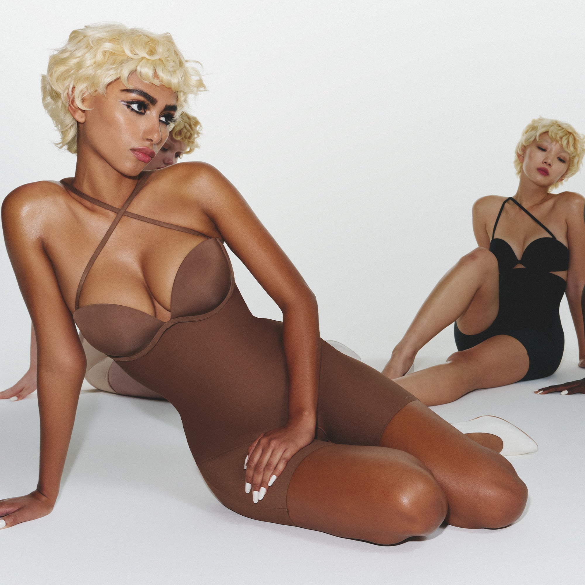 SKIMS BODY CORE SCULPT HIGH-WAISTED SHORT | ONYX